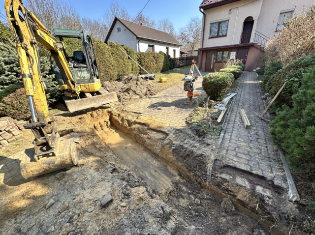 Budowa kanalizacji ściekowej na ul. Warszawskiej (1)